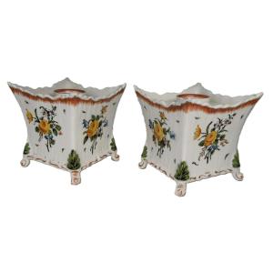 Sinceny Earthenware Pair Of Yellow Rose Bouquetieres From The 18th Century