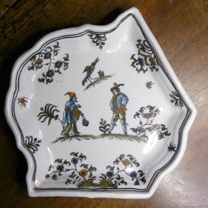 Moustiers 18th Century Beggar's Tray