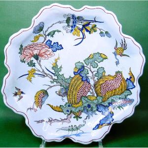 Rouen Faience Assiet With Eclated Grenade And Phasm Coll .lefebvre XVIIIth Century