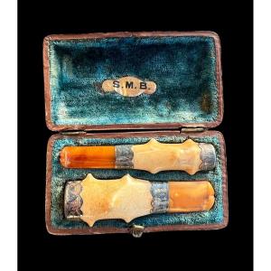 Two Small Tobacco Pipes In Meerschaum, Amber And Silver - Netherlands - Early 20th Century