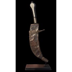 Rare Knife From The Bakongo Region Yombe/vili Tribe From Congo - Africa - 19th Century