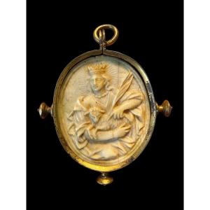 Gilded Copper Devotional/religious Pendant/medallion - Spanish - 17th Century