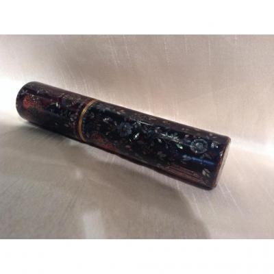 18th Message Case In Red And Black Lacquer