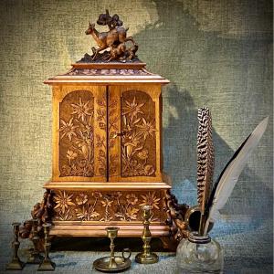 Alpine Cabinet Work Of Brienz