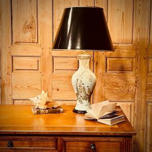 Chinese Porcelain Lamp