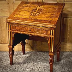 Secretary Inlaid With Walnut And Fruit Louis XVI