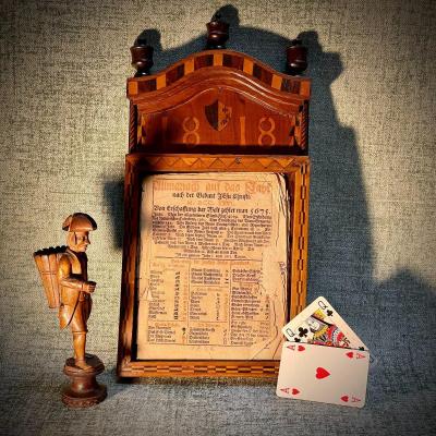 Cadre De Calendrier En Bois Daté 1818 