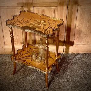 Japanese Style Lacquered Decor Side Table