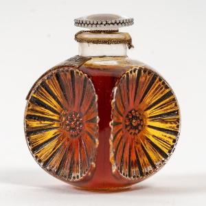1922 René Lalique - Perfume Galéjade Glass With Sepia Patina For Forvil