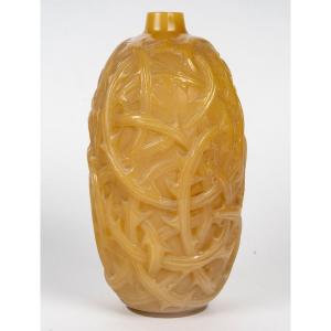 1920 René Lalique - Vase Ronces Butterscotch Opalescent Yellow Glass