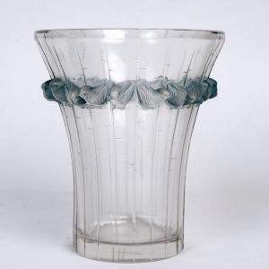 1933 René Lalique - Vase Boulouris Glass With Blue Patina