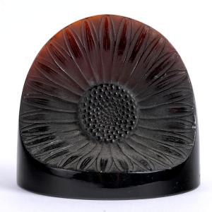 1919 René Lalique - Paperweight Marguerite Daisy Amber Red Glass