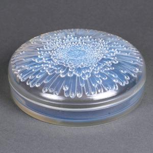 1921 René Lalique - Box Tokyo Opalescent Glass