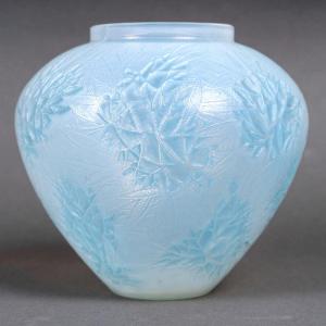 1923 René Lalique - Vase Esterel Opalescent Glass With Blue Patina