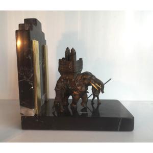 Art Deco Bookend In Patinated Bronze - Hannibal's War Elephant, France, Circa 1920–1930