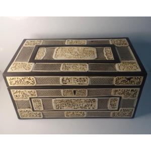 Chinese Carved Ivory Box – China, Canton – Qing Dynasty, Mid-19th Century