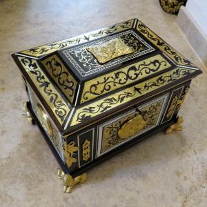 Jewelry Box In Boulle Marquetry And Ivory On All Sides, Fist 18th Century