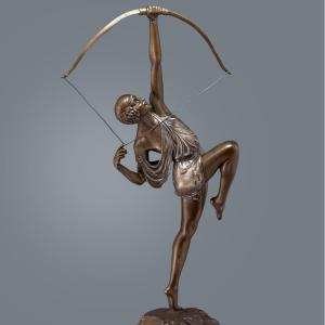 Pierre Le Faguays - Diana The Huntress - Art Deco Bronze / Susse