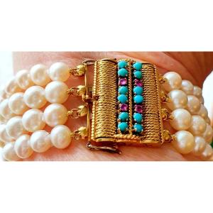 BRACELET 4 RANGS PERLES DE CULTURE FERMOIR OR TURQUOISES RUBIS - vers 1950