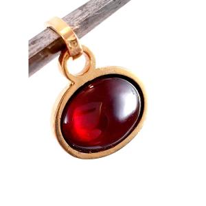 Old Oval Charm In 750°/°° Yellow Gold With Cabochon, Garnet