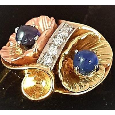 BAGUE 3 ORS avec 2 SAPHIRS BLEUS CABOCHONS et DIAMANTS