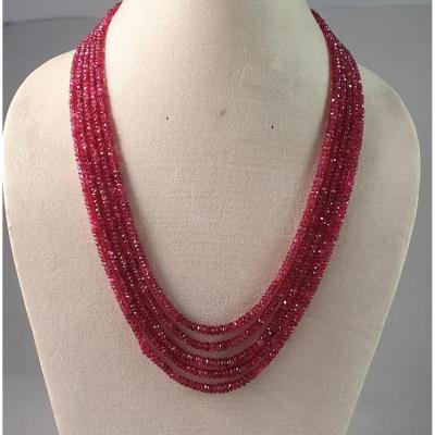 COLLIER  5 rangs de oerles facettées de SPINELLES ROUGES fermoir avec diamants