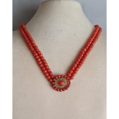 COLLIER de 2 RANGS DE CORAIL FACETTE avec MOTIF CENTRAL - 19ème SIECLE