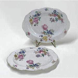 Pair Of Miniature East India Company Dishes - Eighteenth Century