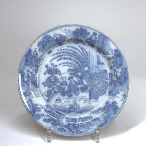 Delftware Plate With Chinese Figures - Seventeenth Century