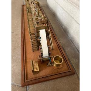 Model Of An Industrial Paper Printer