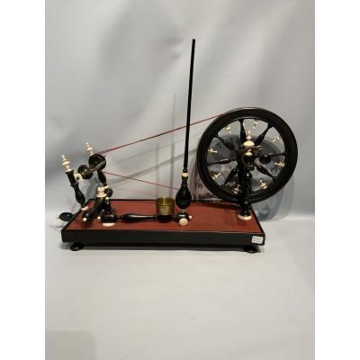 France, Rare And Interesting 18th Century Spinning Wheel