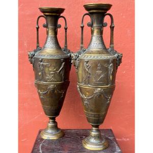 Pair Of Neo Amphora Vases - Greek In Bronze With Two Patinas - France Late Nineteenth Century