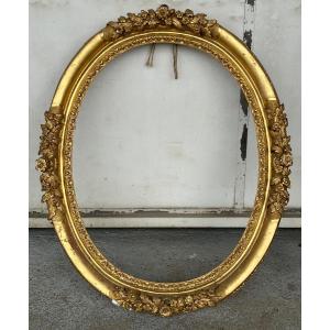 Important Oval Frame In Golden Wood From The Regency Period - 18th Century 
