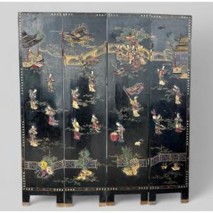 China Antique Four-leaf Screen In Lacquered Wood With Hard Stone Inlay 19th Century
