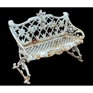  Victorian Style Cast Iron Garden Bench From The Late 19th Or Early 20th Century - Bench 