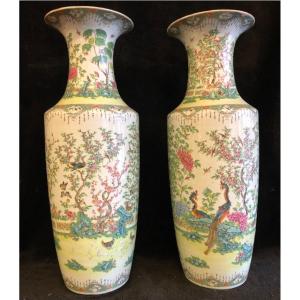 Large Pair Of Chinese Canton Porcelain Vases, 19th Century, H 64 Cm