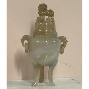 Agate Tripod Perfume Burner And Lid China Circa 1940-50 - Chinese H 17 Cm