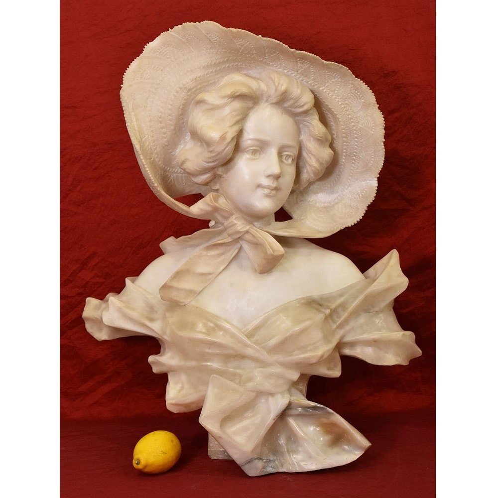 GRANDE SCULTURA ANTICHA IN ALABASTRO, RAGAZZA CON CAPPELLO E FIOCCO,  DELL'800. (STAL72)