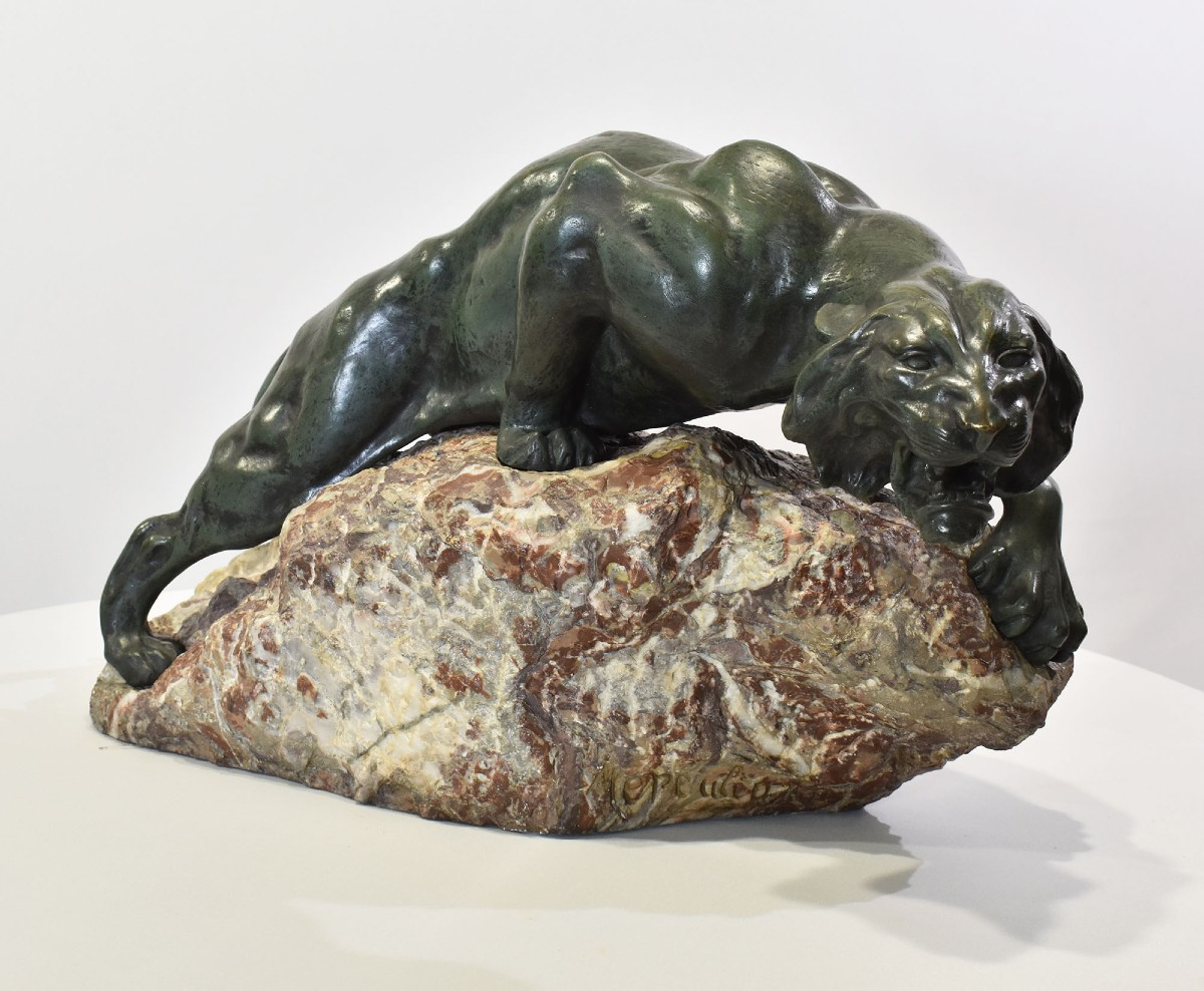 ANTICHE SCULTURE IN BRONZO, GRANDE LEONESSA, GIACOMO MERCULIANO, ART DECO, XX SECOLO. (STB103)
