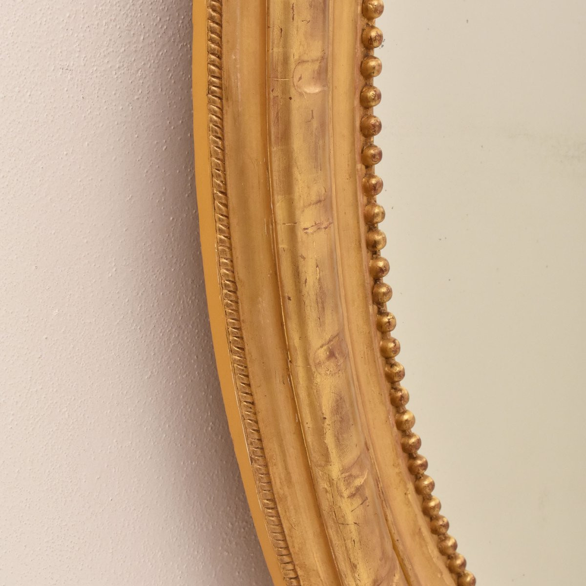 GRANDE SPECCHIO ANTICO OVALE CON CIMASA, FIORI E VOLUTE, SPECCHIERA  ANTICA DORATA, XIX(SPO198)-photo-5