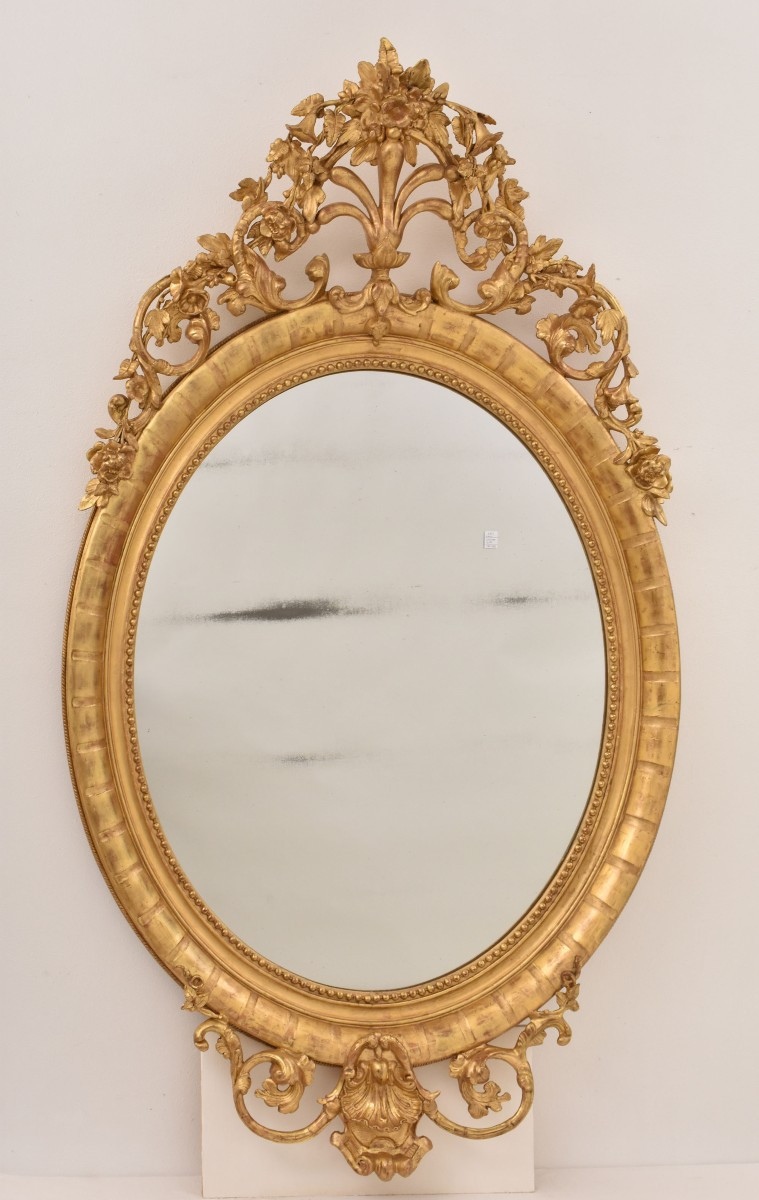 GRANDE SPECCHIO ANTICO OVALE CON CIMASA, FIORI E VOLUTE, SPECCHIERA  ANTICA DORATA, XIX(SPO198)