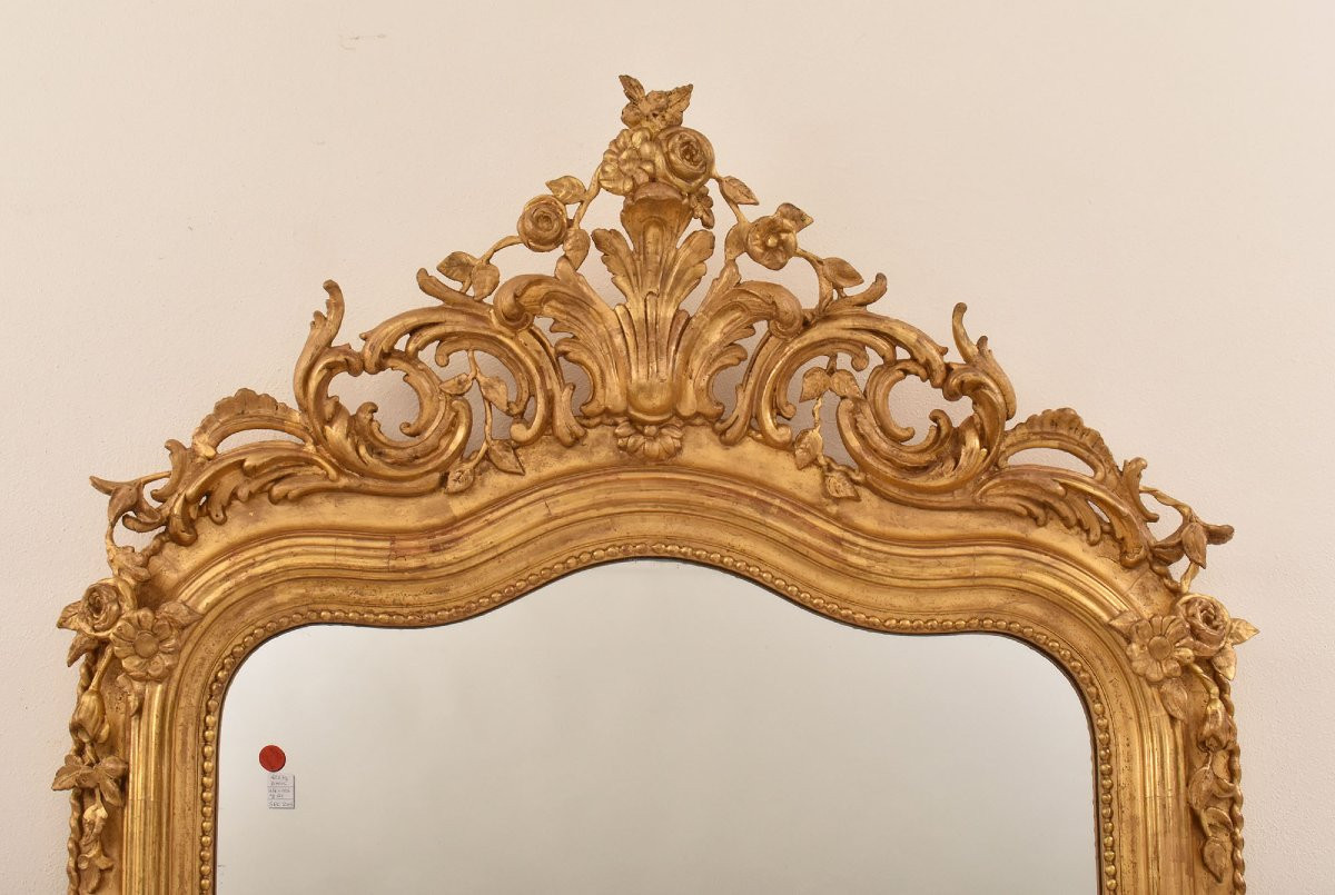 SPECCHIO ANTICO CON CIMASA FLOREALE, LUIGI FILIPPO, CORNICE DORATA, XIX SECOLO. (SPC205/2)-photo-1