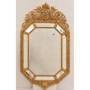 SPECCHIO ANTICO CON FIORI E PUTTI, SPECCHIERA ANTICA LUIGI FILIPPO, CORNICE DORATA, XIX SECOLO.