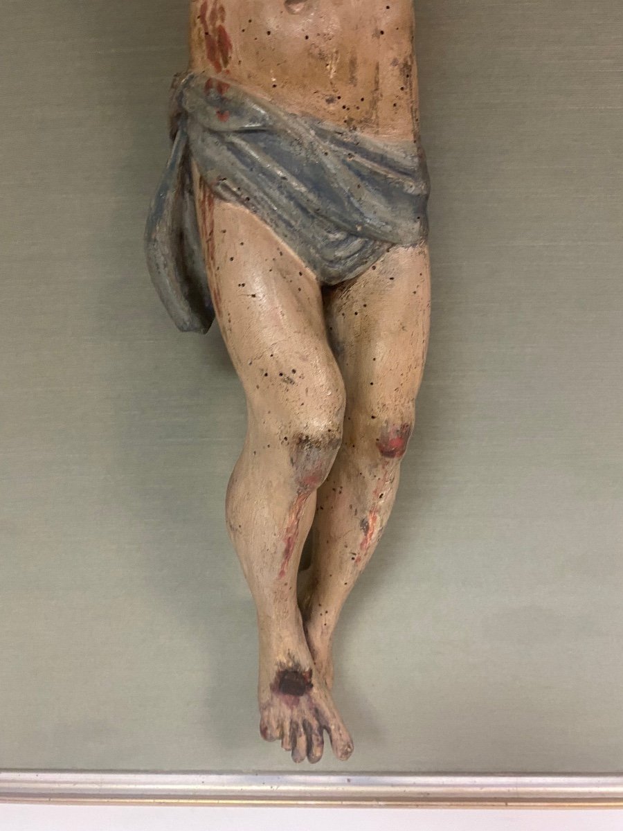 Cristo ligneo scolpito laccato dipinto . Scuola centro Italia inizio 700-photo-1