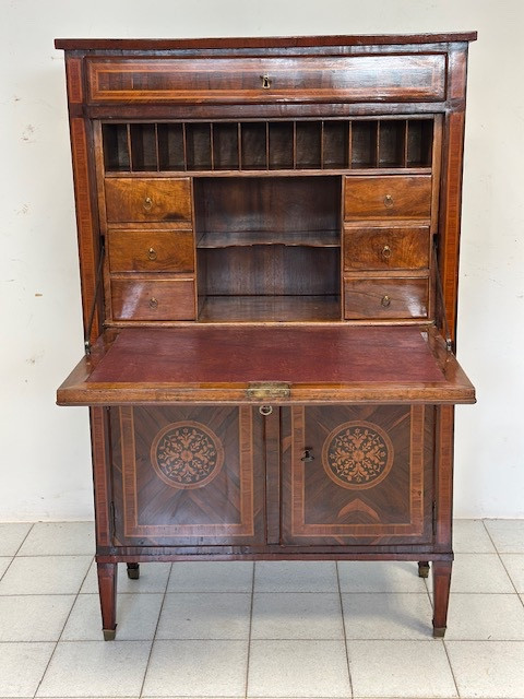 Secretaire Luigi XVI . Milano fine 700. Restaurato -photo-2