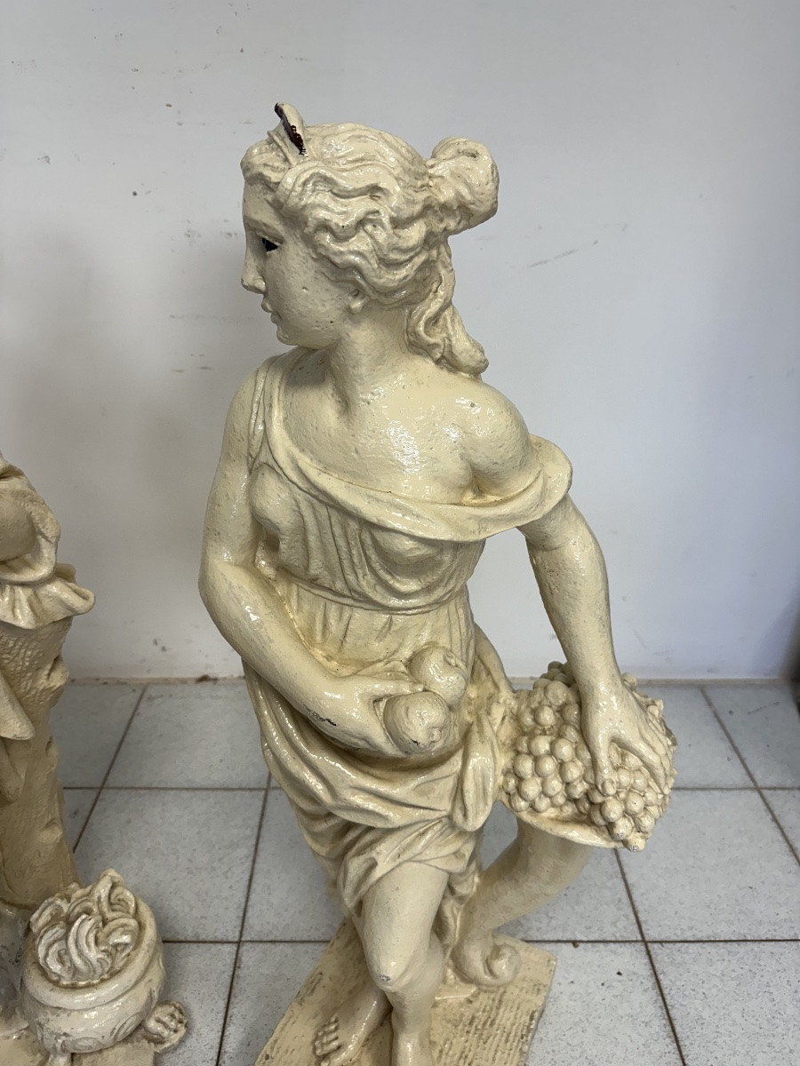 Coppia di statue in graniglia di pietra. Epoca primi 900. H 94 cm-photo-1