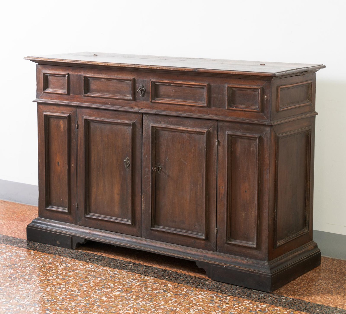 Credenza Emilia in noce fine 600 -photo-3