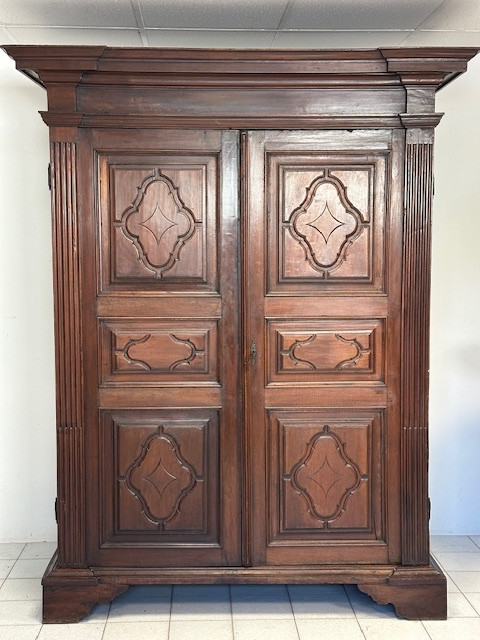 Armadio Luigi XIV . Genova fine 600