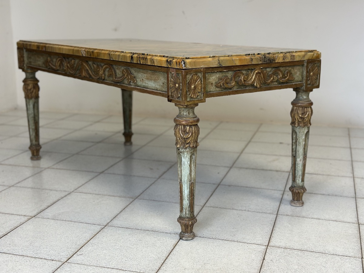 Tavolino intagliato laccato dorato Napoleone III con piano in marmo-photo-2