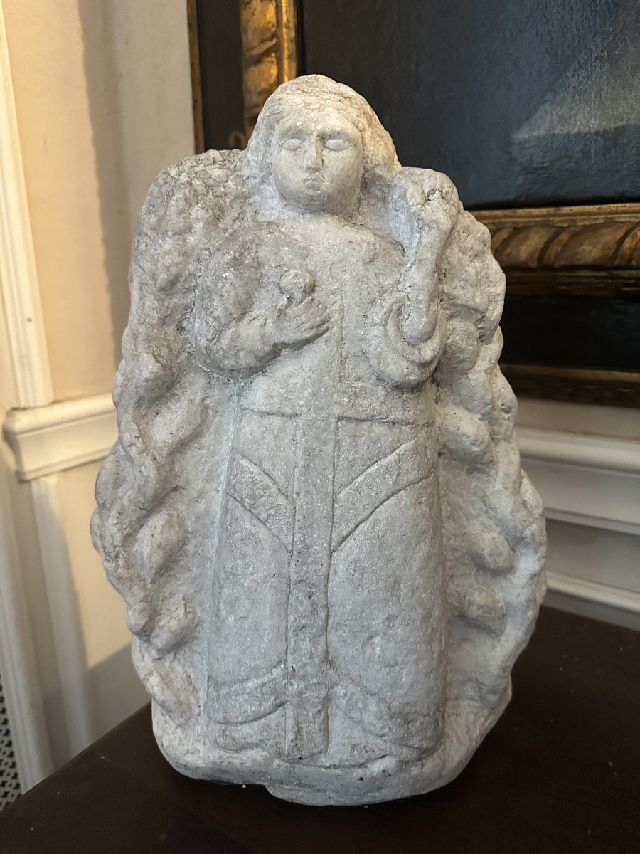 Madonna scultura in pietra fine 500-photo-2